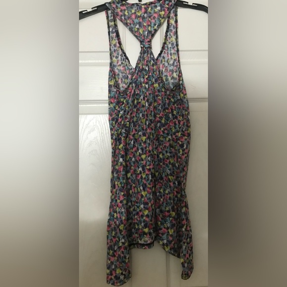 Ocean Pacific Shark Tail Tank - Picture 3 of 5